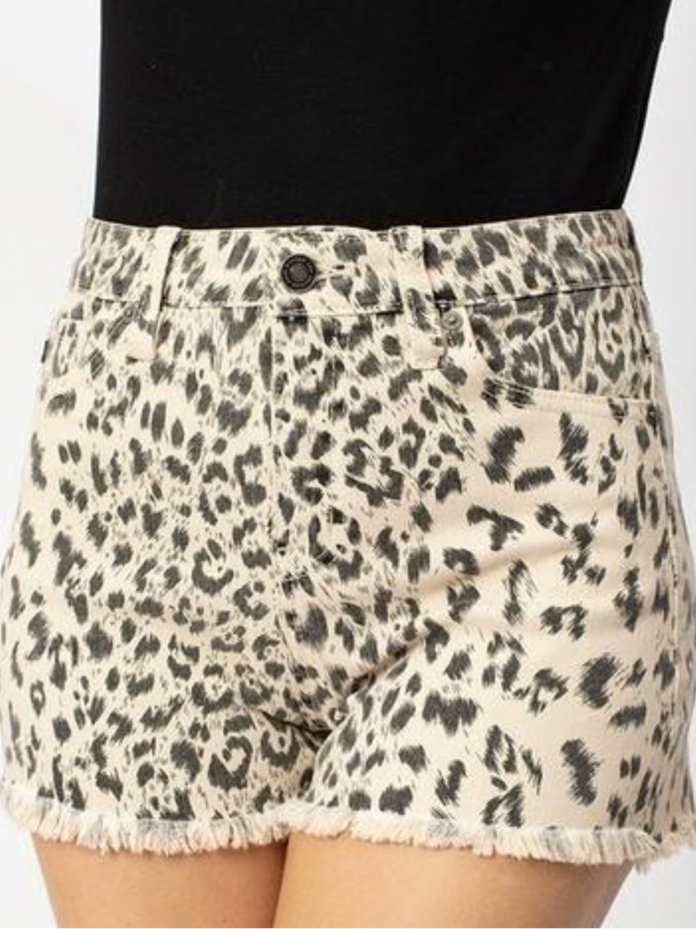 KanCan Leopard Print Frayed Hem Shorts - Cream & Black